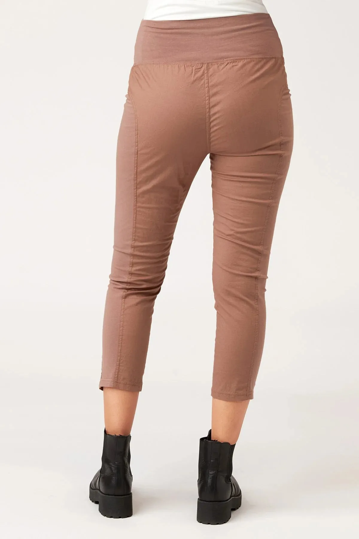 HIGH WAISTED JETTER CROP PANTS